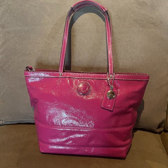 Coach Designer Tote Handbag - Picture 1 of 8
